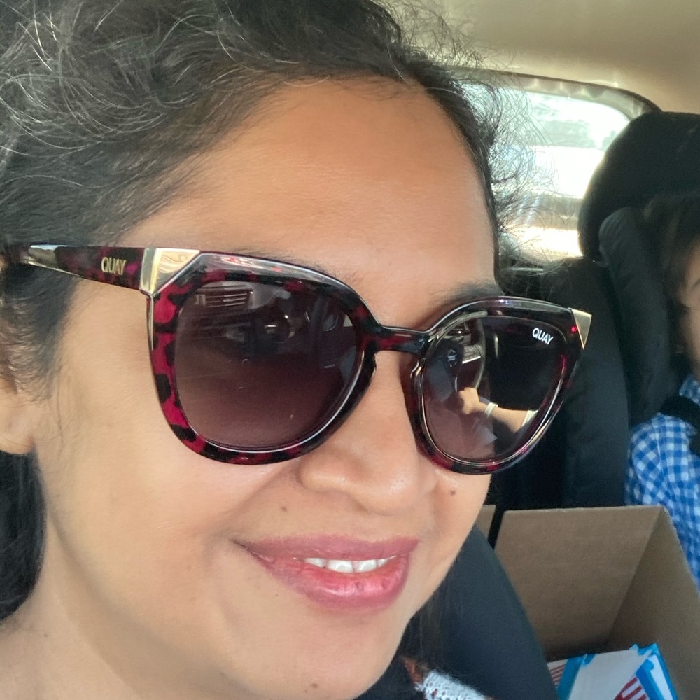 Meet your Posher, Mara